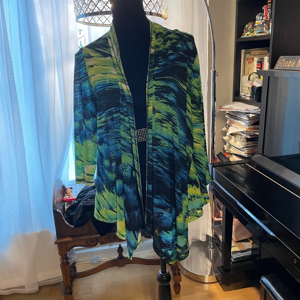 ☀️ SUMMER CLEARANCE 🛍️Frank Lyman 20254 Light Coverup Size 14